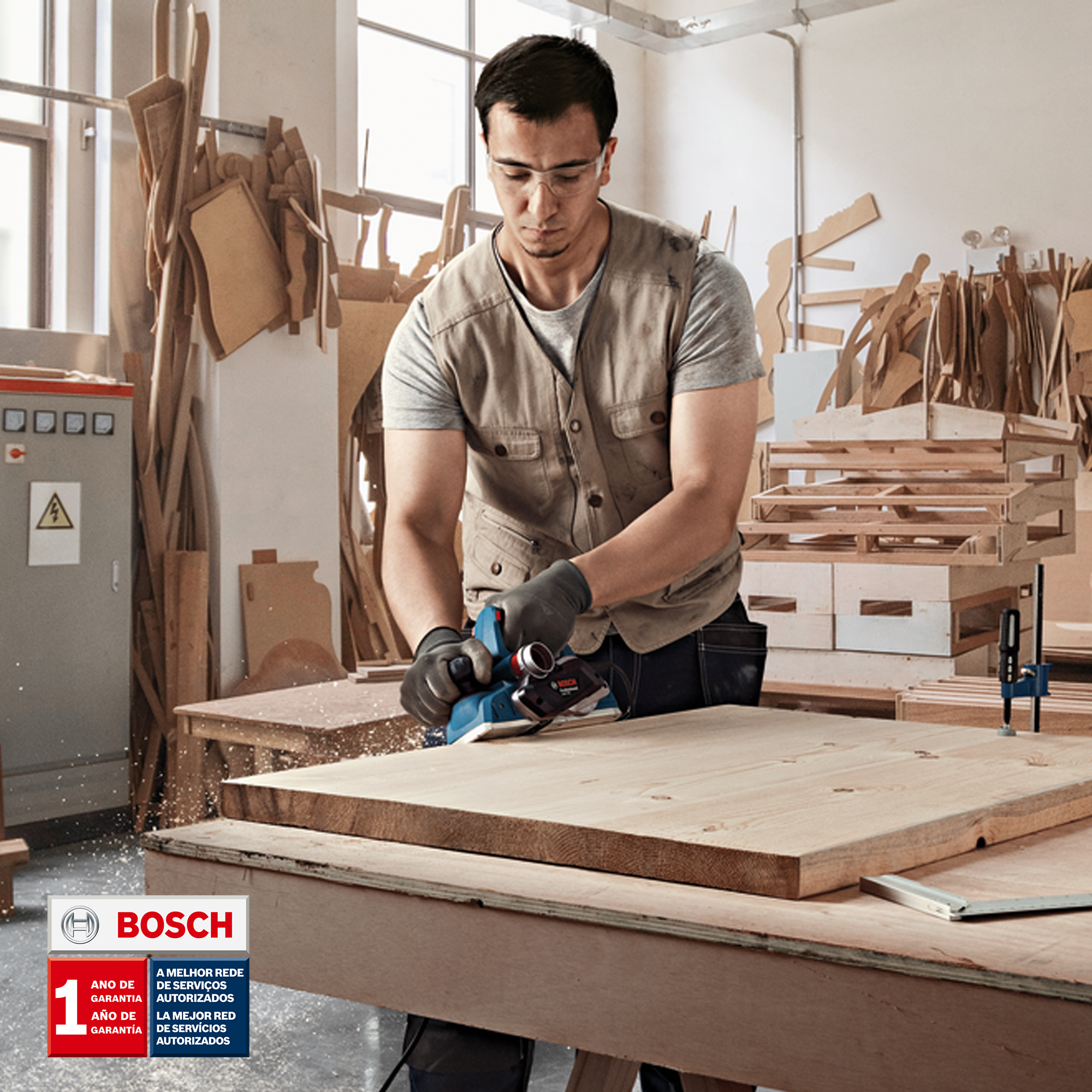 cepillo bosch, cepillo para madera, cepilladora, cepillo eléctrico, herramientas para madera, cepillo eléctrico para madera, cepillo para madera Bosch medellin ferreteria deposito