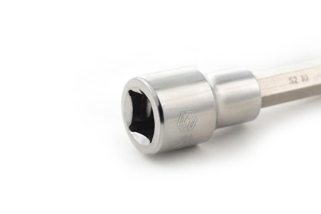 copas, abrasivos, llaves, destornilladores, ferreteria, copa larga, herramienta manual, mejor herramientas para motos, mejor herramienta para carros, herramientas fina en medellin, juego de herramientas para vehiculos bujias para carros