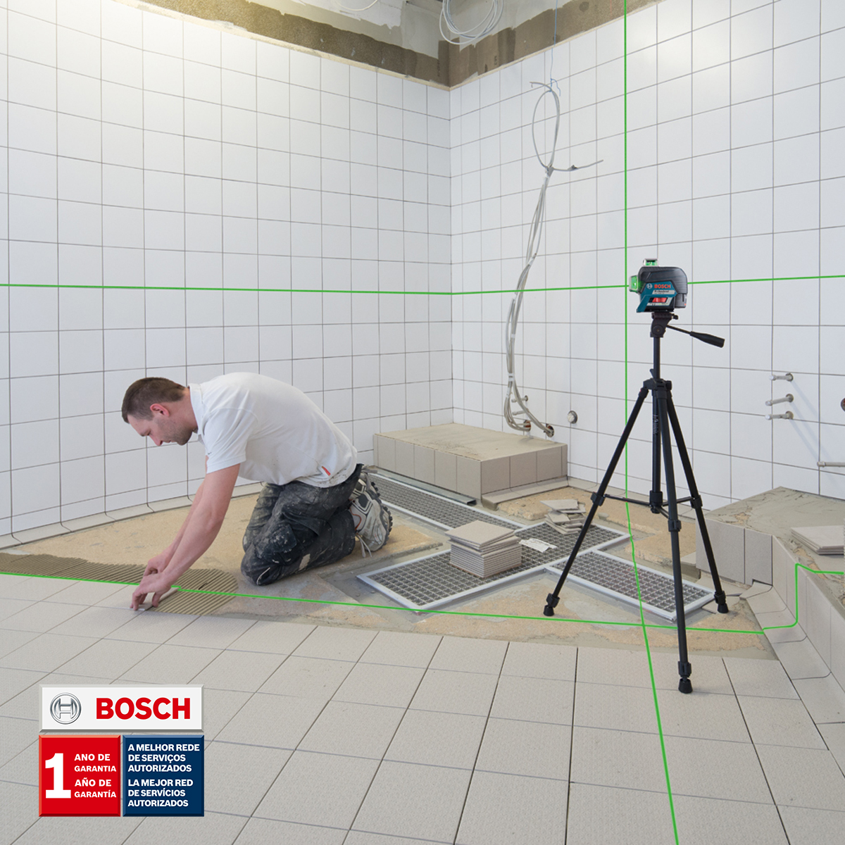 Este nivel láser de línea está concebido para instalar suelos y ventanas, montar estanterías, establecer marcos para cartón yeso y colocar azulejos